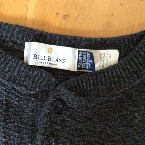 Bill Blass Knitwear Men’s Charcoal Henley Sweater- Size S - Picture 2 of 3